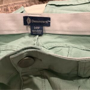 Democracy Light Green Women's Straight Leg Shorts